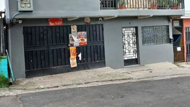 Casa-planes-de-renderos-1